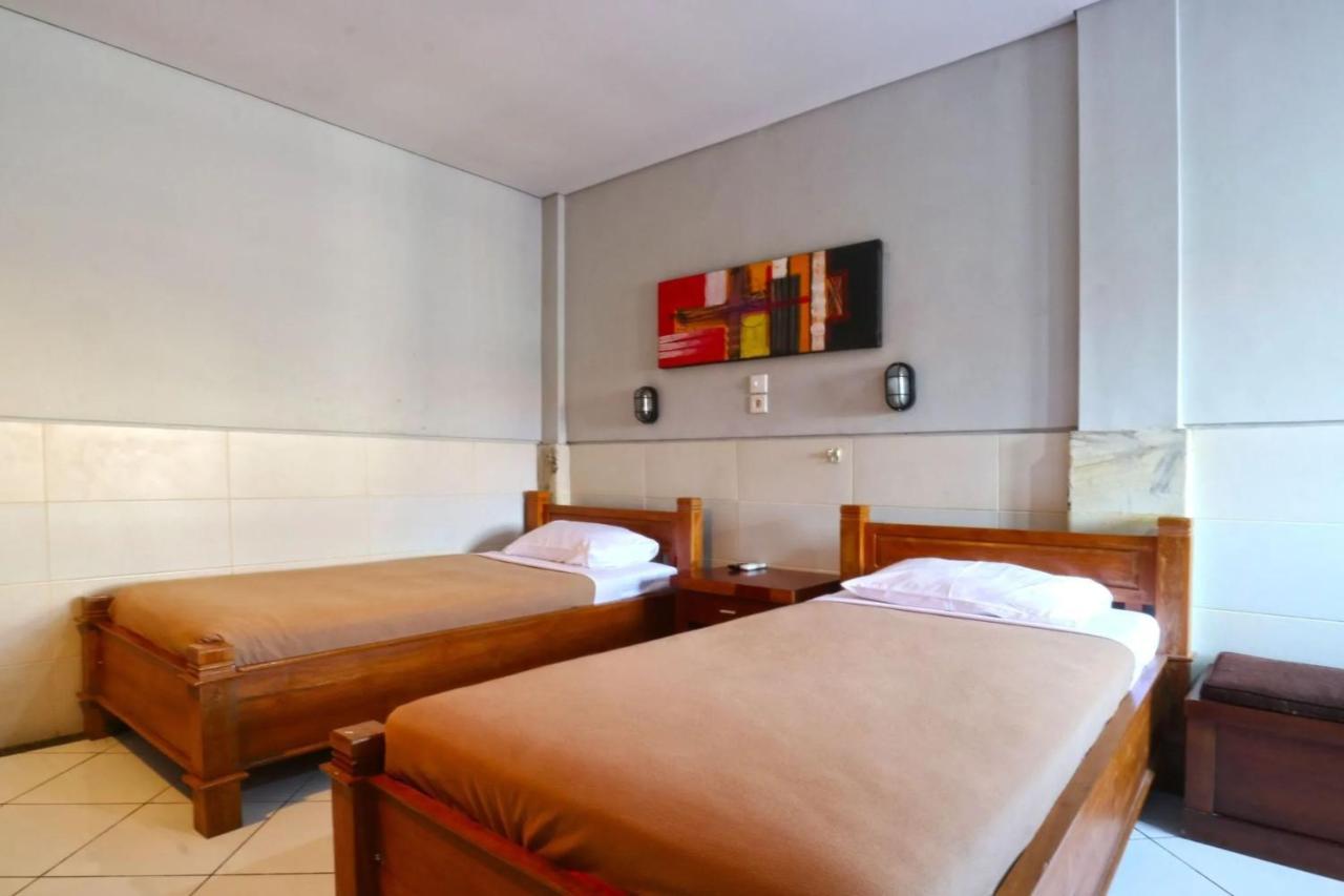 Kedin'S Inn Denpasar Kültér fotó