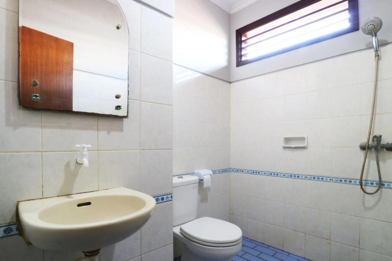 Kedin'S Inn Denpasar Kültér fotó